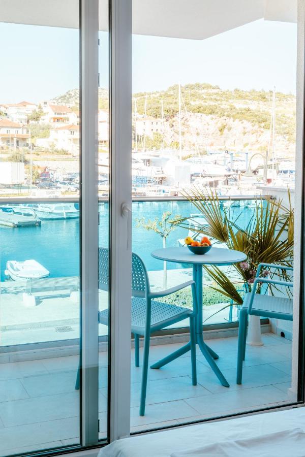 Blue Marina Apartments מראה חיצוני תמונה