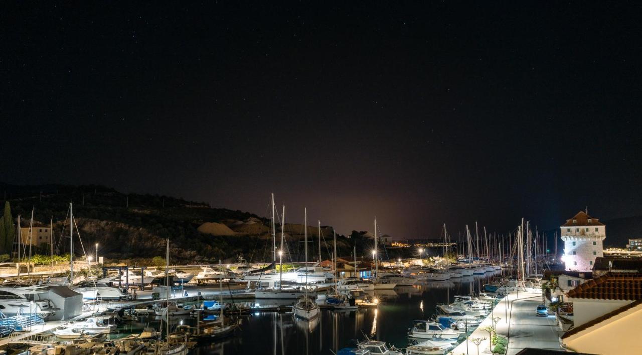 Blue Marina Apartments מראה חיצוני תמונה