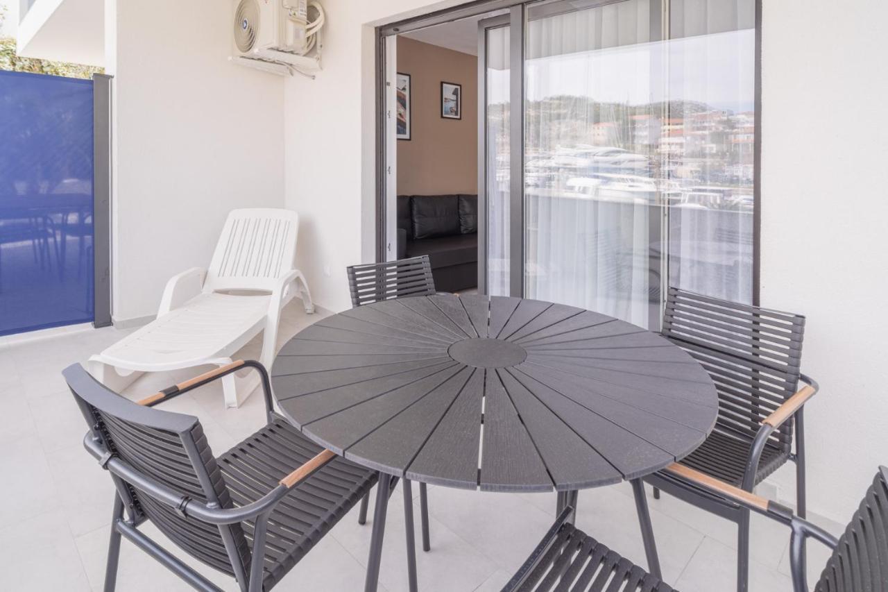 Blue Marina Apartments מראה חיצוני תמונה